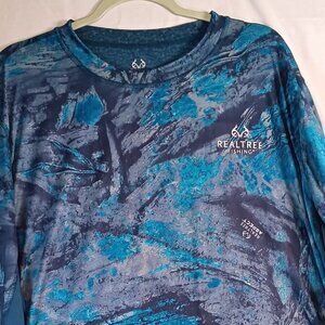 Realtree Fishing Shirt Size 2XL. Super light for SPF coverage  Unisex